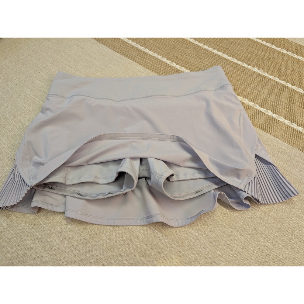 Lululemon Play Off The Pleats Skirt 13" Length Size 10 Silver Lilac SIRL 75630 - Picture 9 of 12